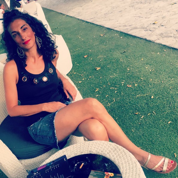 297AC0F9-C140-47BA-8908-50F42483F835